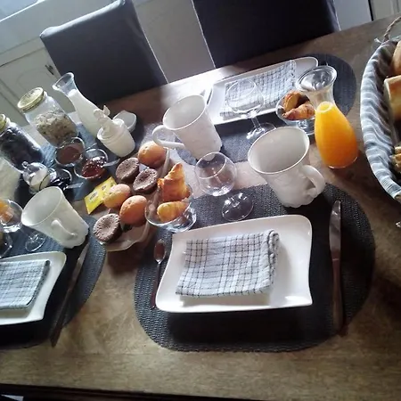 La Hulotte Au Col 3*